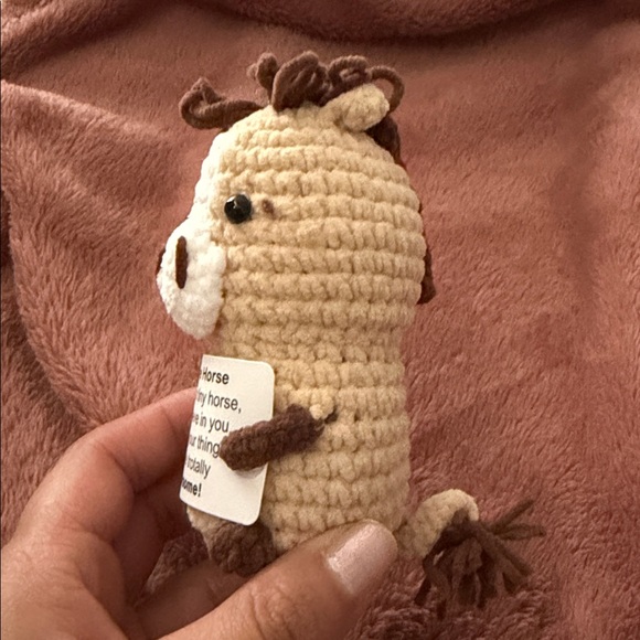Mini Positive Crochet Horse with Inspirational Card - Picture 5 of 7